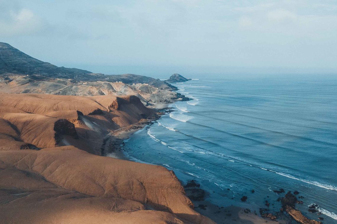 Die Längste Welle der Welt - Drohnenaufnahme von Chicama in Peru